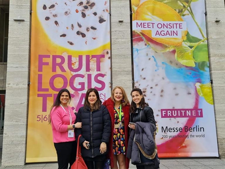 equipo fruit today en feria fruit logistica berlin 2022